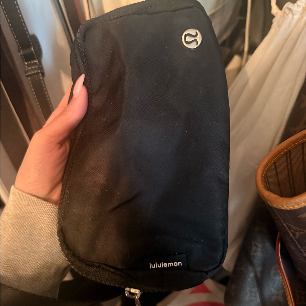 lululemon athletica Black Crossbody Pouch